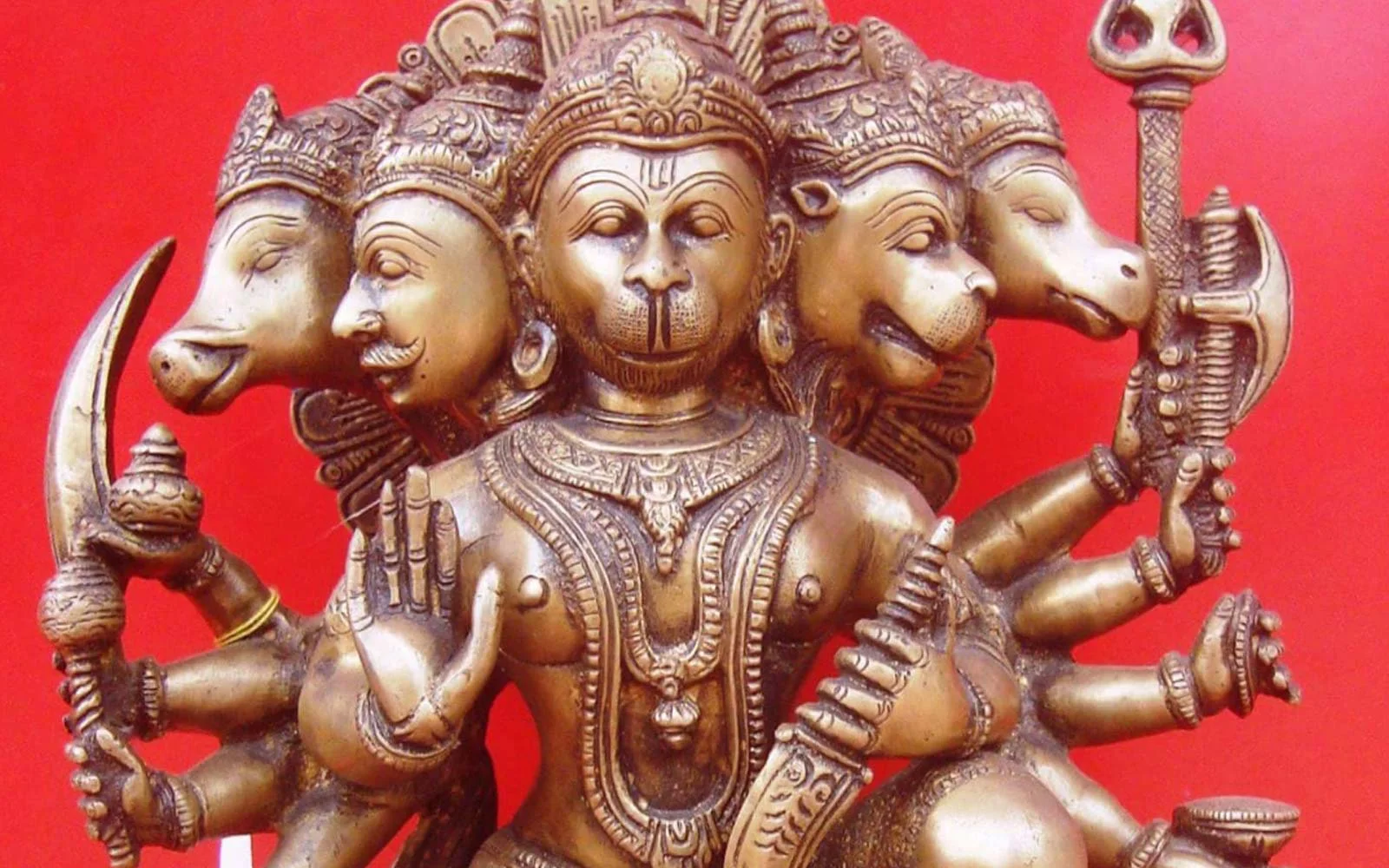 Wooden Statues  in Krishna